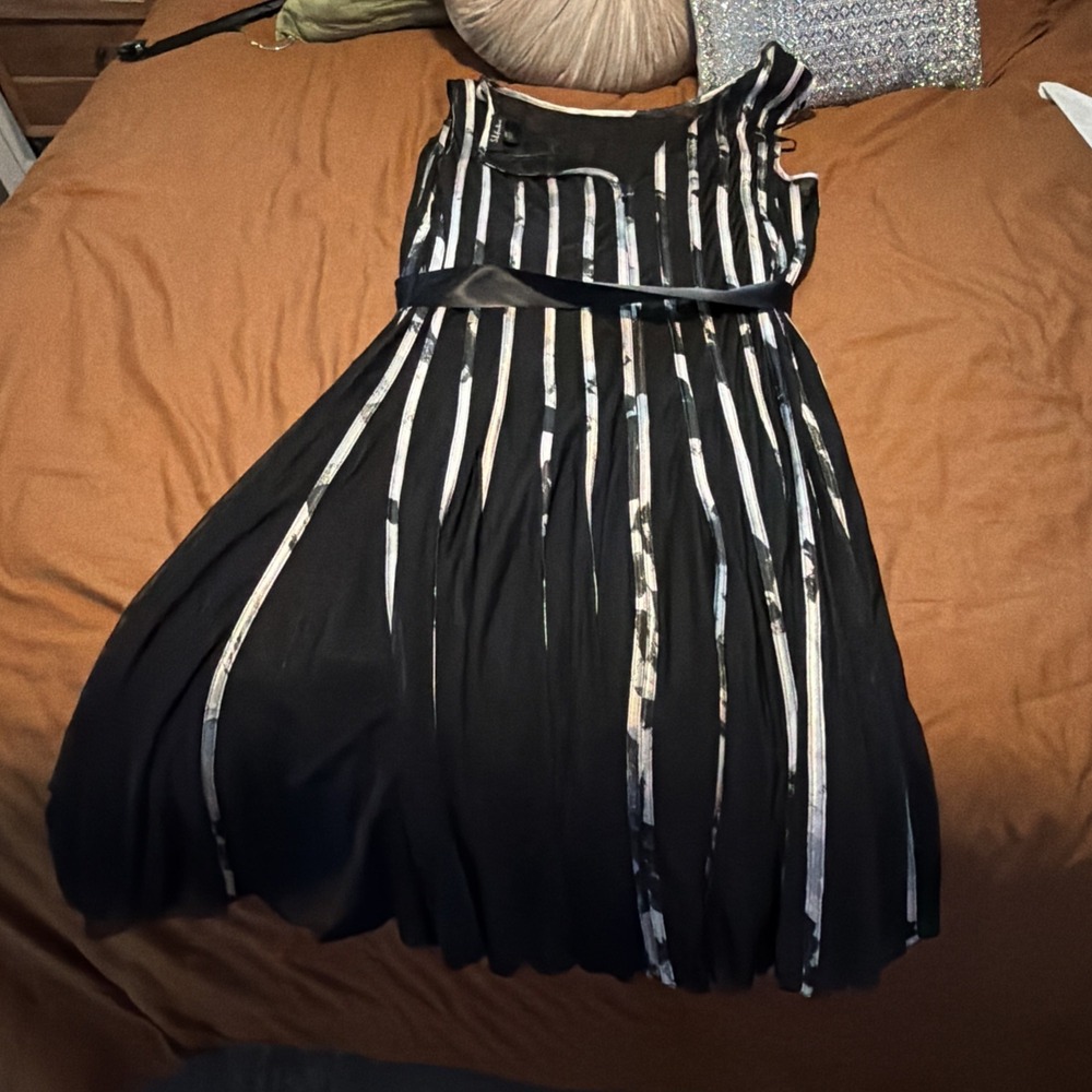 S.L. Fashions Plus Size 18W Sleeveless Belted Fit And Flare Mesh Stripe - Picture 4 of 5